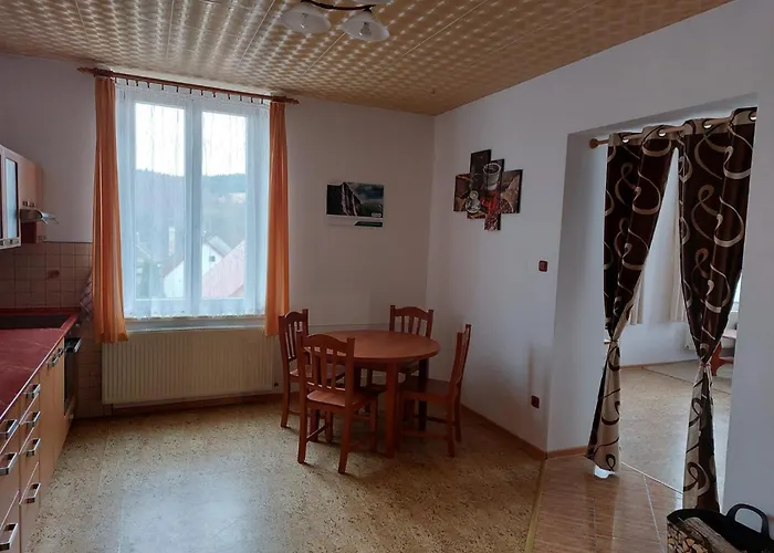شقة Apartman Nova Cerekev