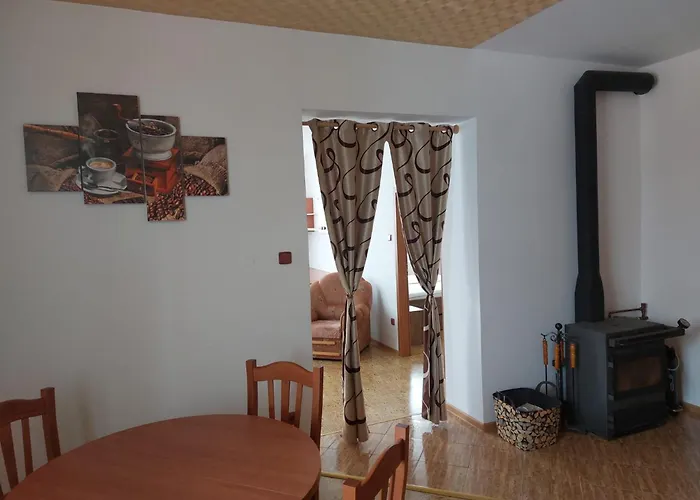 Apartman Nova Cerekev شقة